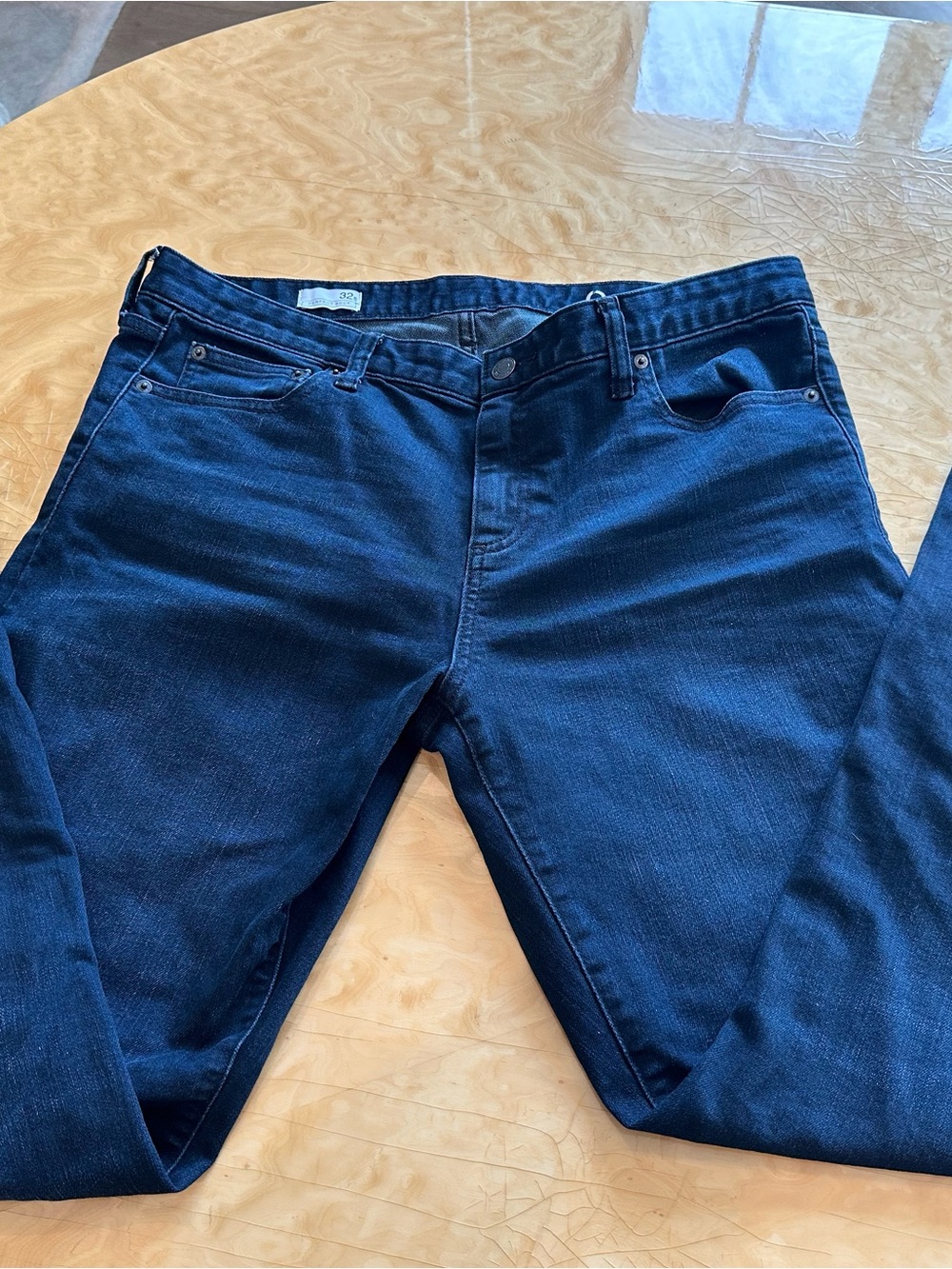 GAP - Women’s DARK WASH BOOT CUT JEANS SIZE 32